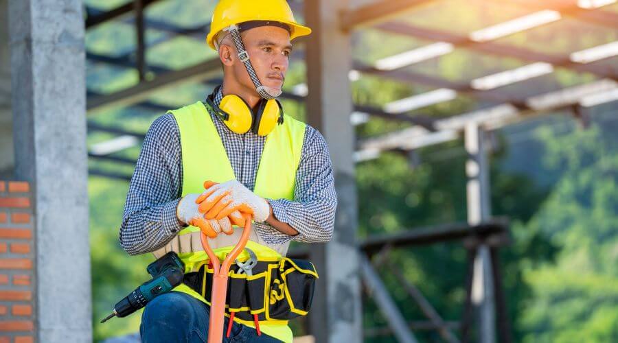 Professional gutter cleaning in Elmer, LA